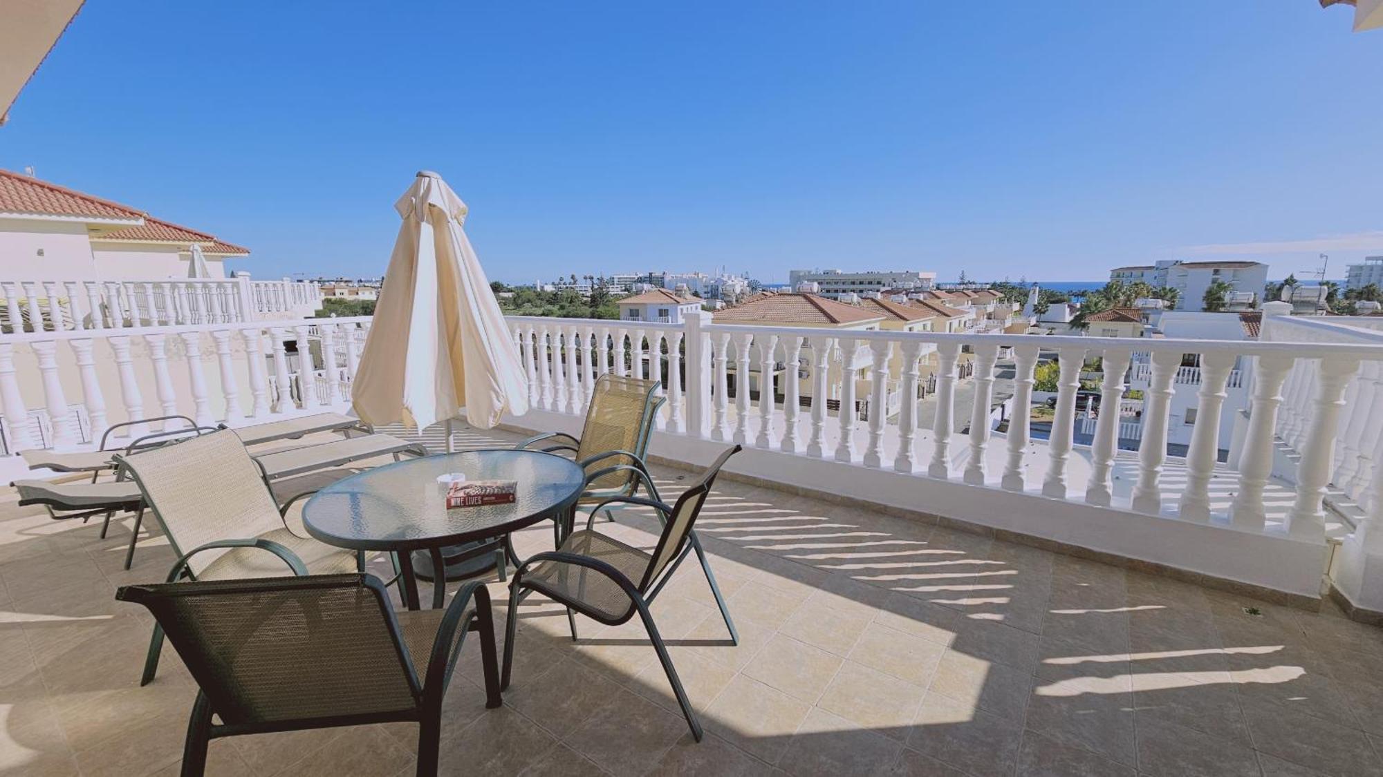 Nissi Golden Sands Privileges Ajía Nápa